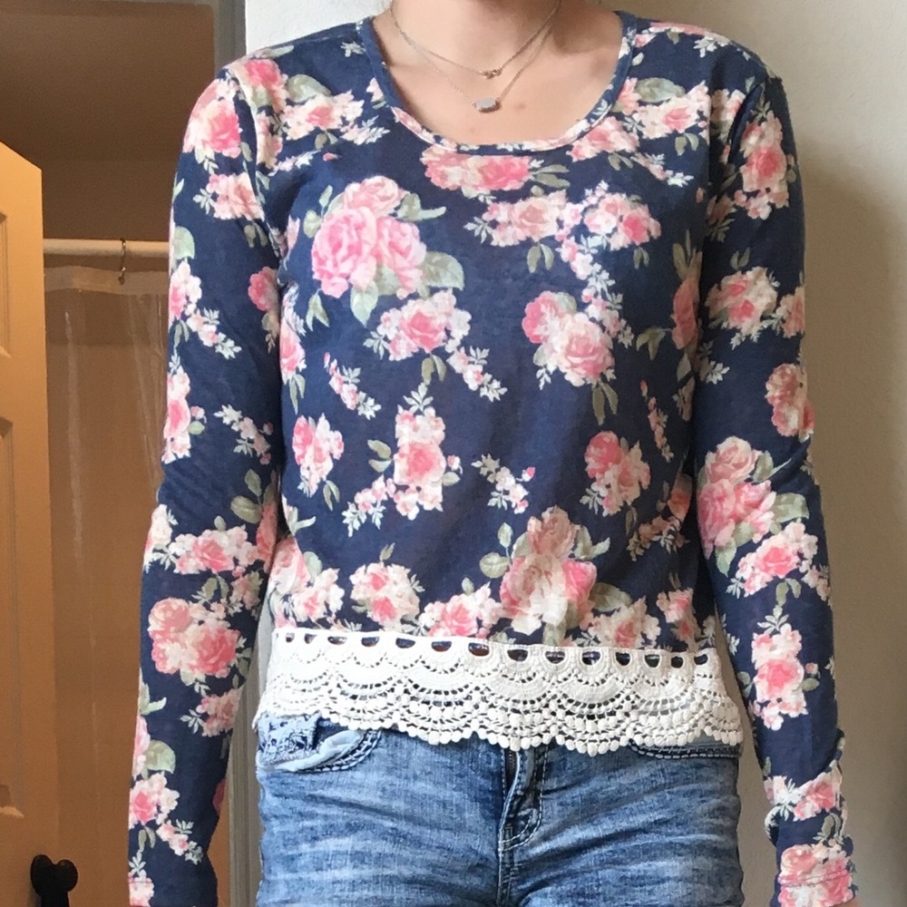 Cropped floral long sleeve