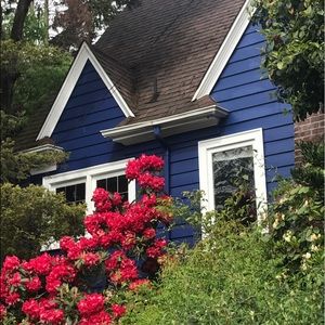 Meet your Posher, Charmaine