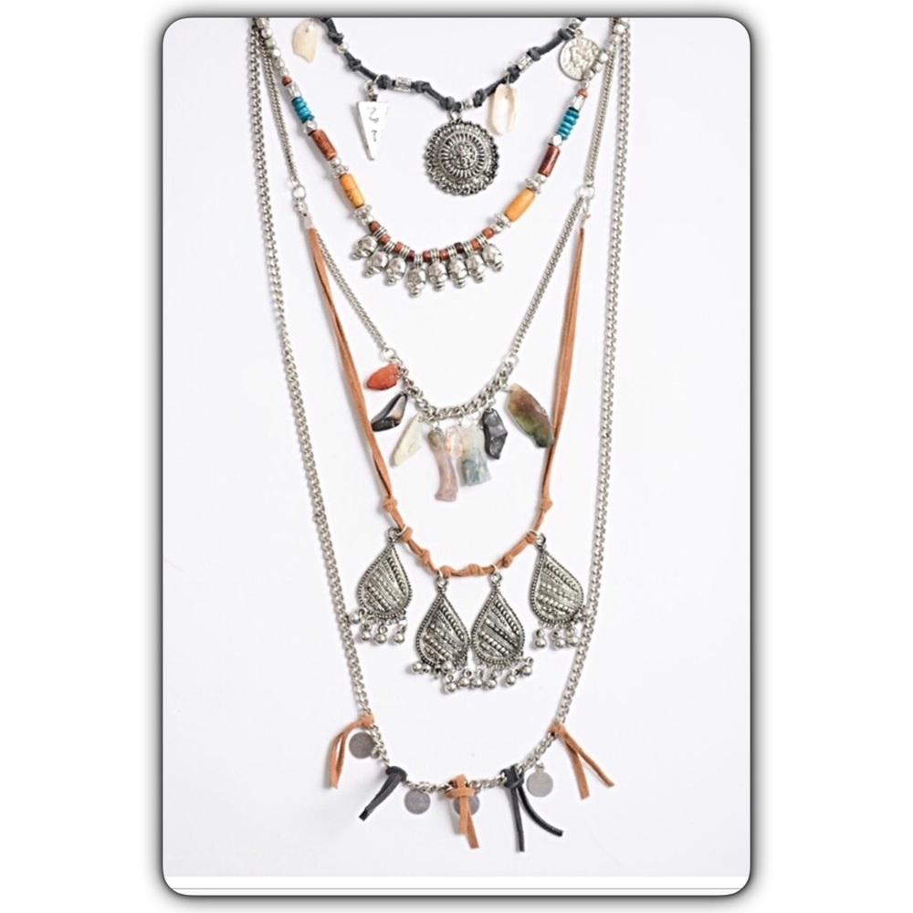 ‼️SALE Boho Festival Layered Statement Necklace - Picture 5 of 8