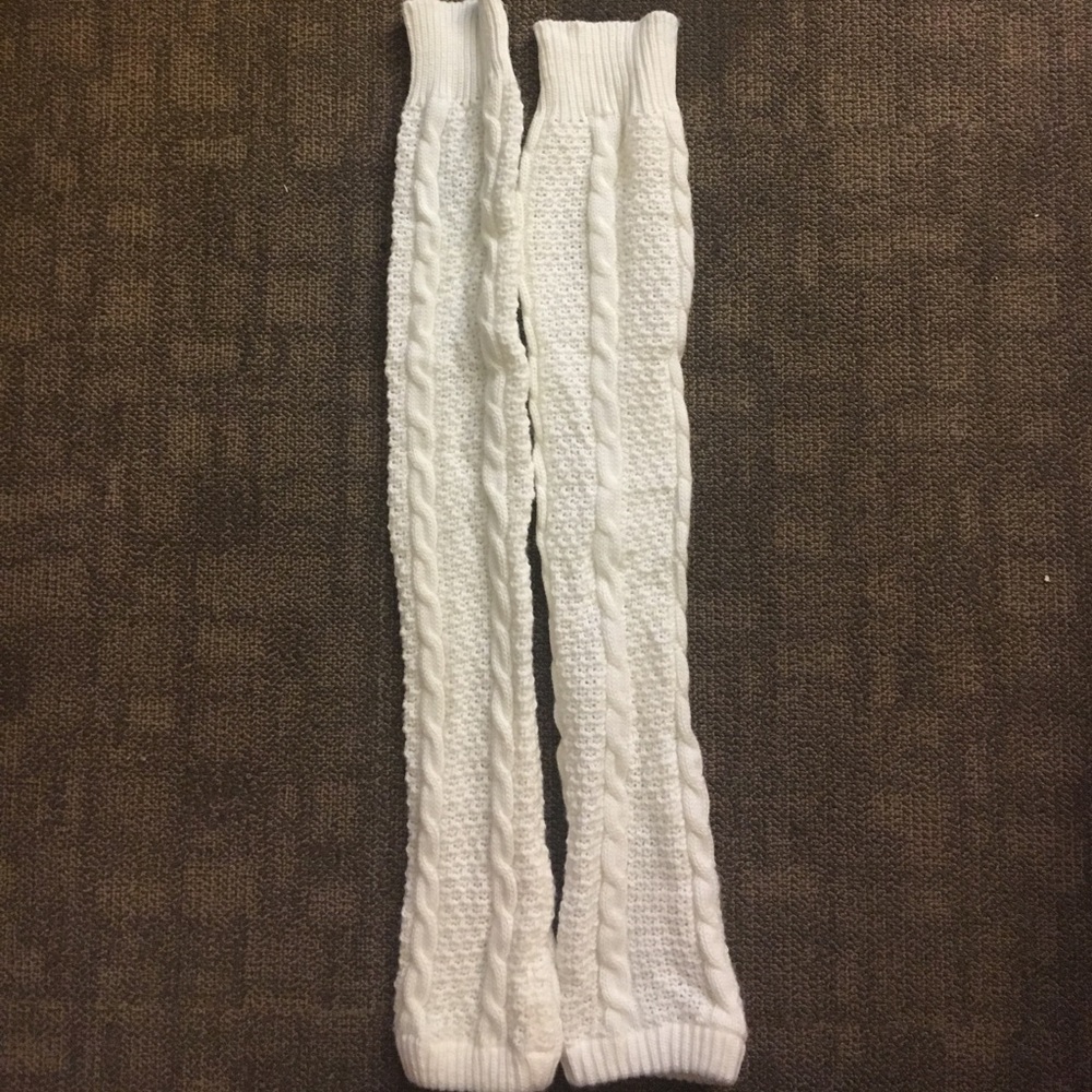 Cable knit leg warmers!!