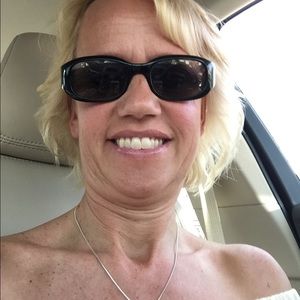 Meet your Posher, Anne