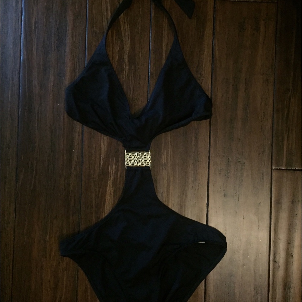 One piece super cute!!