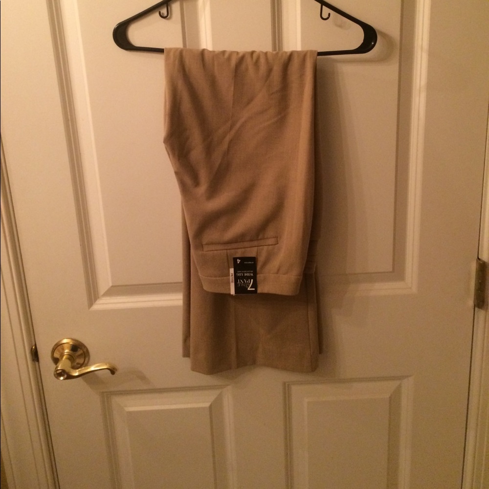 New York and company dress pants never worn