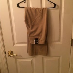 New York and company dress pants never worn