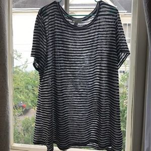 Black and white shirt/dress