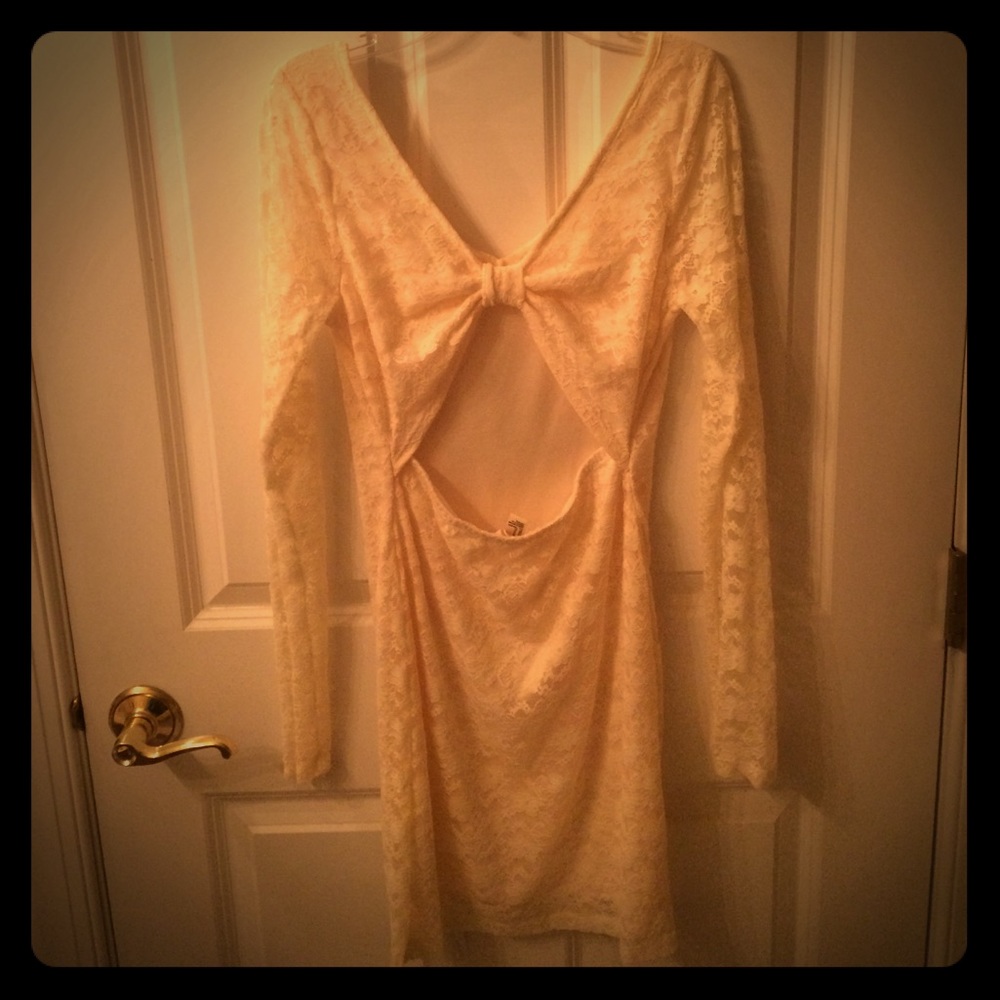Lace long sleeve cream dress with bow back