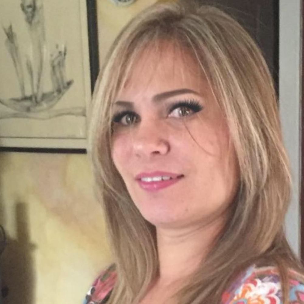 Meet your Posher, Ileana