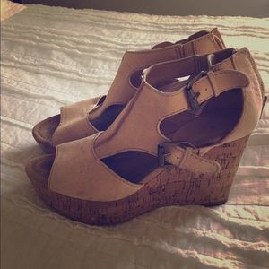 Nine West Nude Suede Wedges SZ 6.5