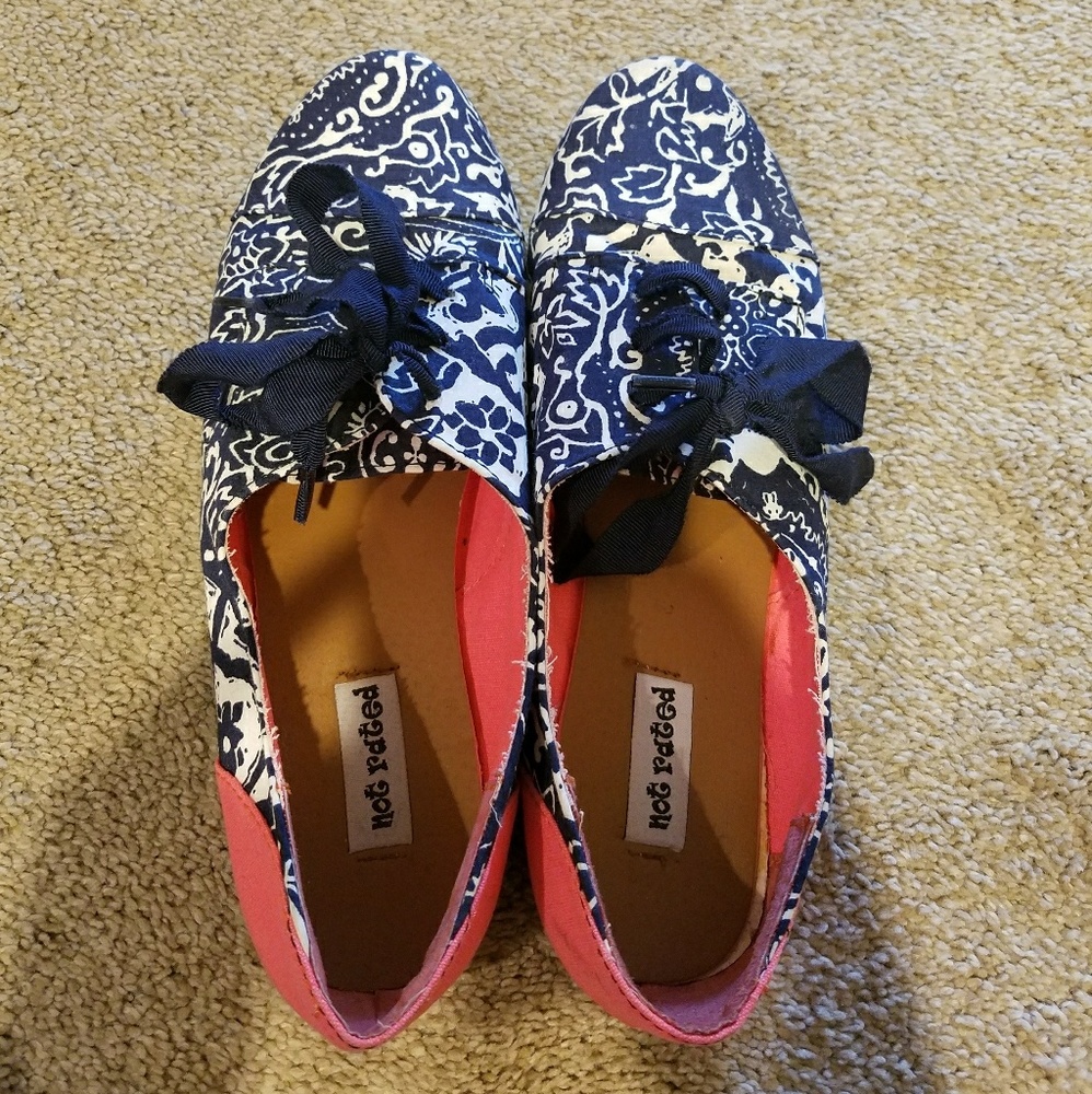 Shoes - Picture 3 of 3