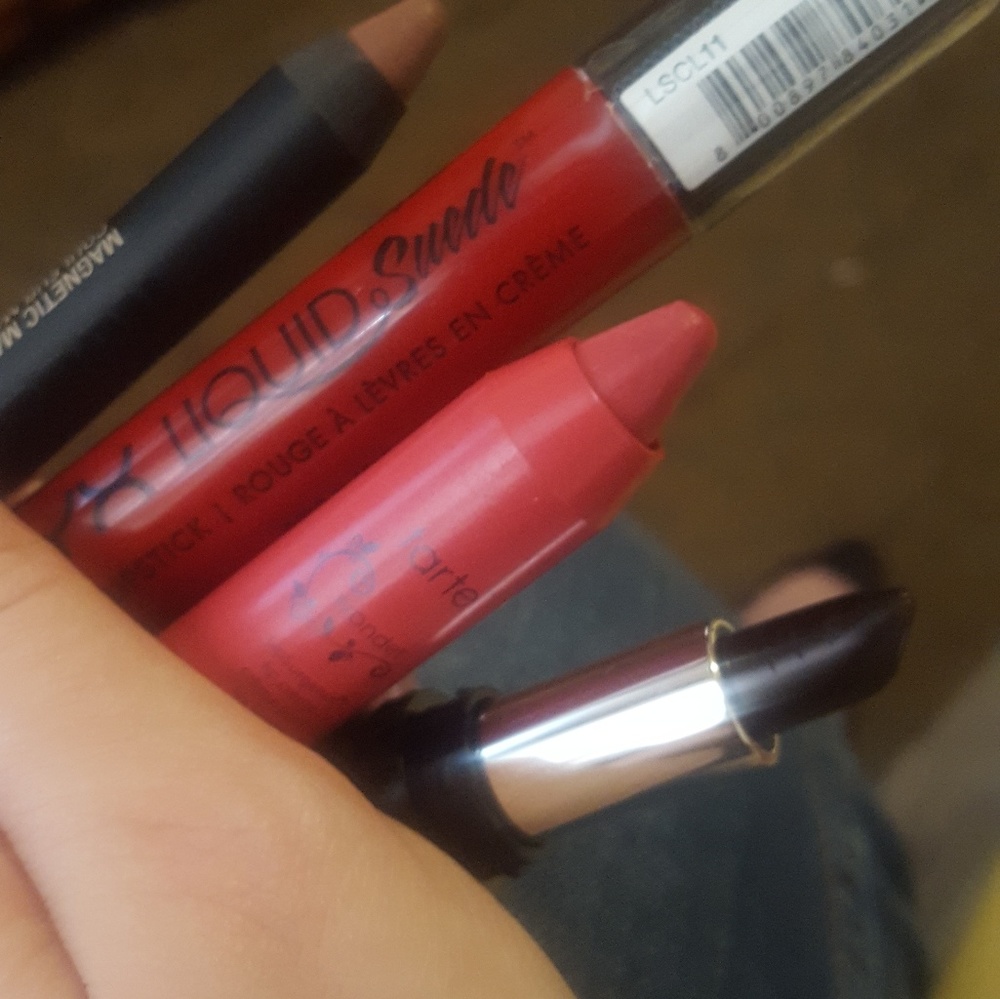 Lipstick bundle!