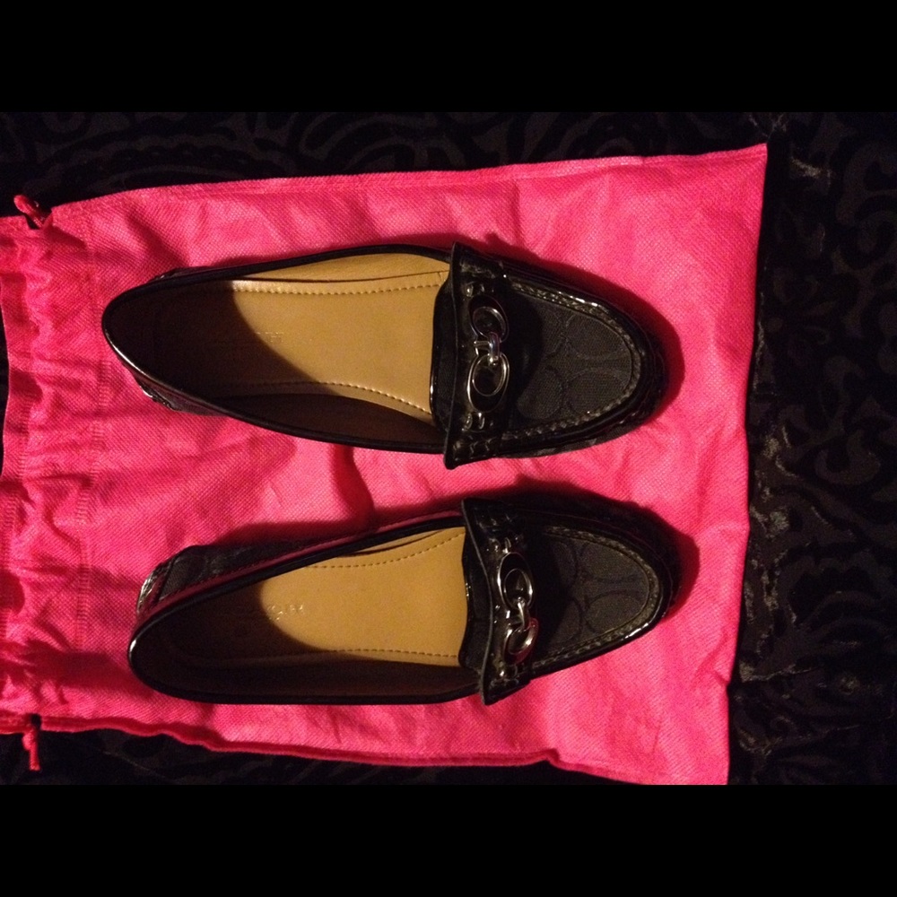 Coach Flats