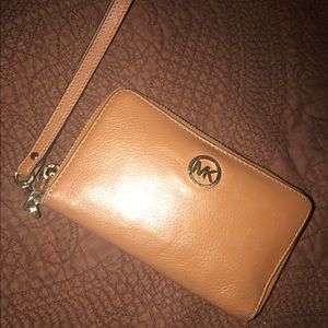 MK wrist wallet ❤️💕