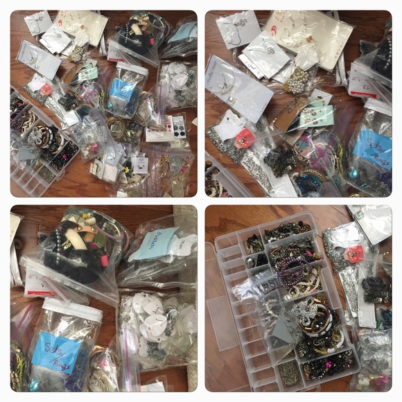 ❌SOLD❌Massive bundle of jewelry (500+ PIECES) - Picture 7 of 7