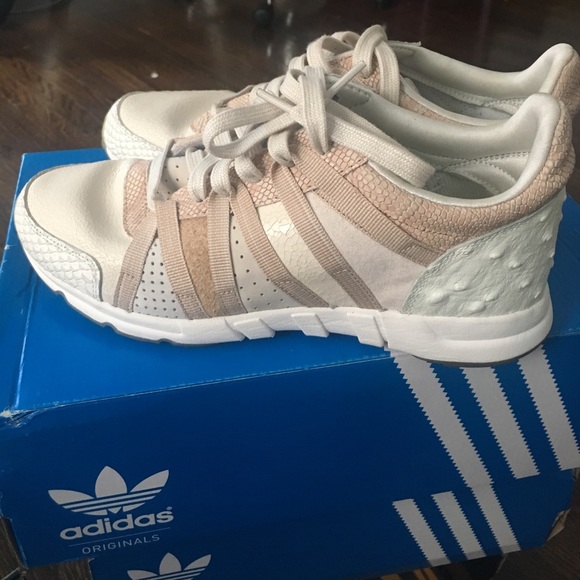 ADIDAS EQ RACING 93 W - Picture 2 of 3