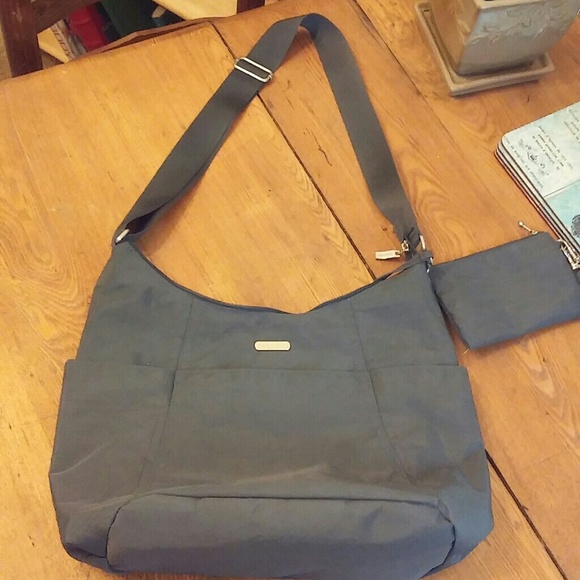 81 baggallini handbags baggallini purse tote charcoal gray grey like new from robin s 81 baggallini handbags baggallini purse tote charcoal gray grey like new from robin s