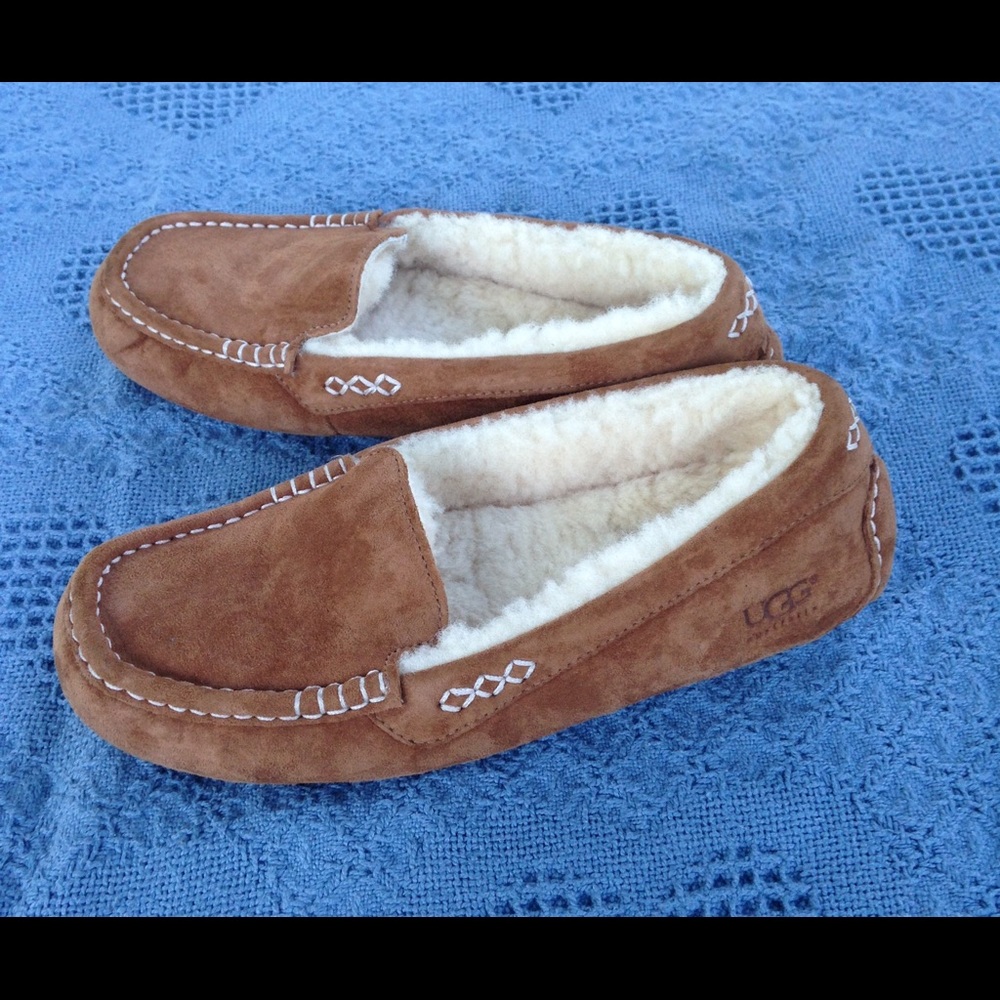 Uggs Ansley moccasin slippers