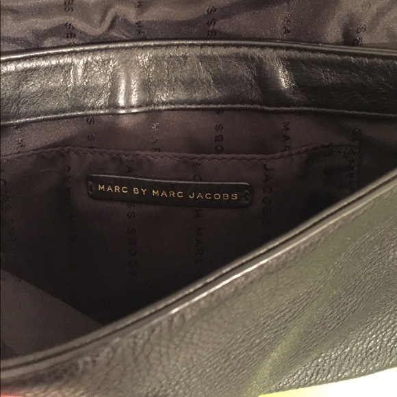 Marc Jacob's Crossbody - Picture 3 of 3