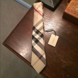 Burberry classic tie new with tags