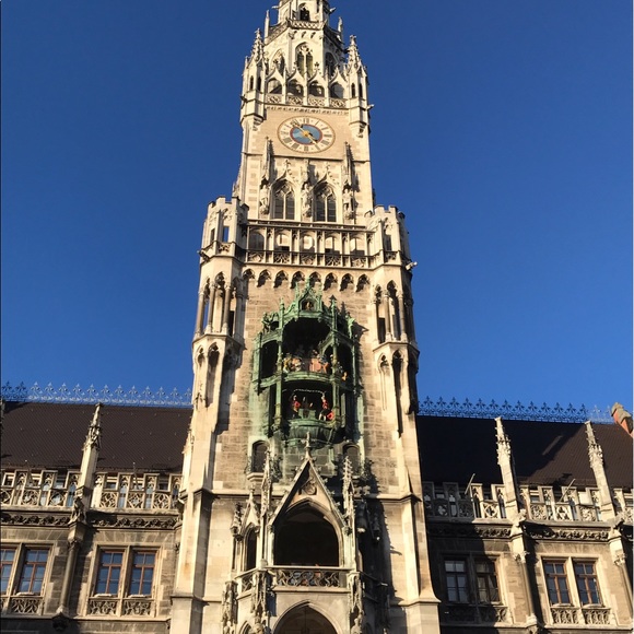 Meet your Posher, Melissa - Picture 1 of 1