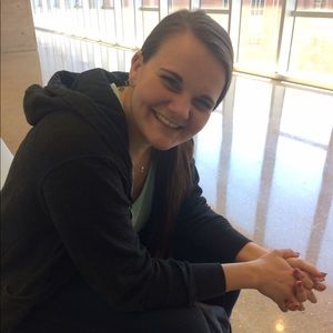 Meet your Posher, Olivia