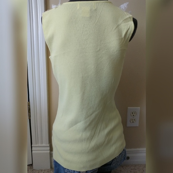 Chadwick's Yellow Floral Sleeveless Sweater - Picture 2 of 3