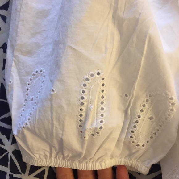 DONATED ⏰✨HP✨ NWT Off-The-Shoulder, White Loft Top - Picture 6 of 7