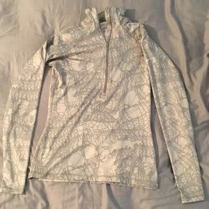 NIKE PULLOVER