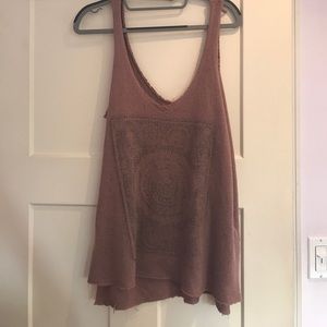 LAST DAY TO BUY > • Knit Tank Top