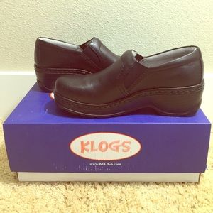 🆕KLOGS NIB SZ 7M Black💥