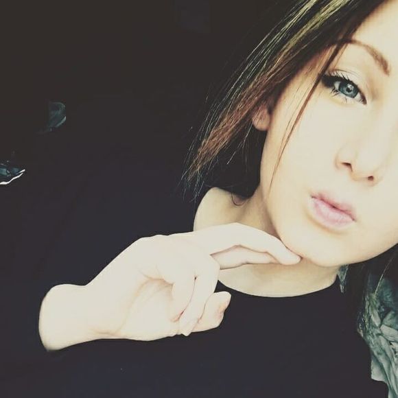 Meet your Posher, Skye - Picture 1 of 1