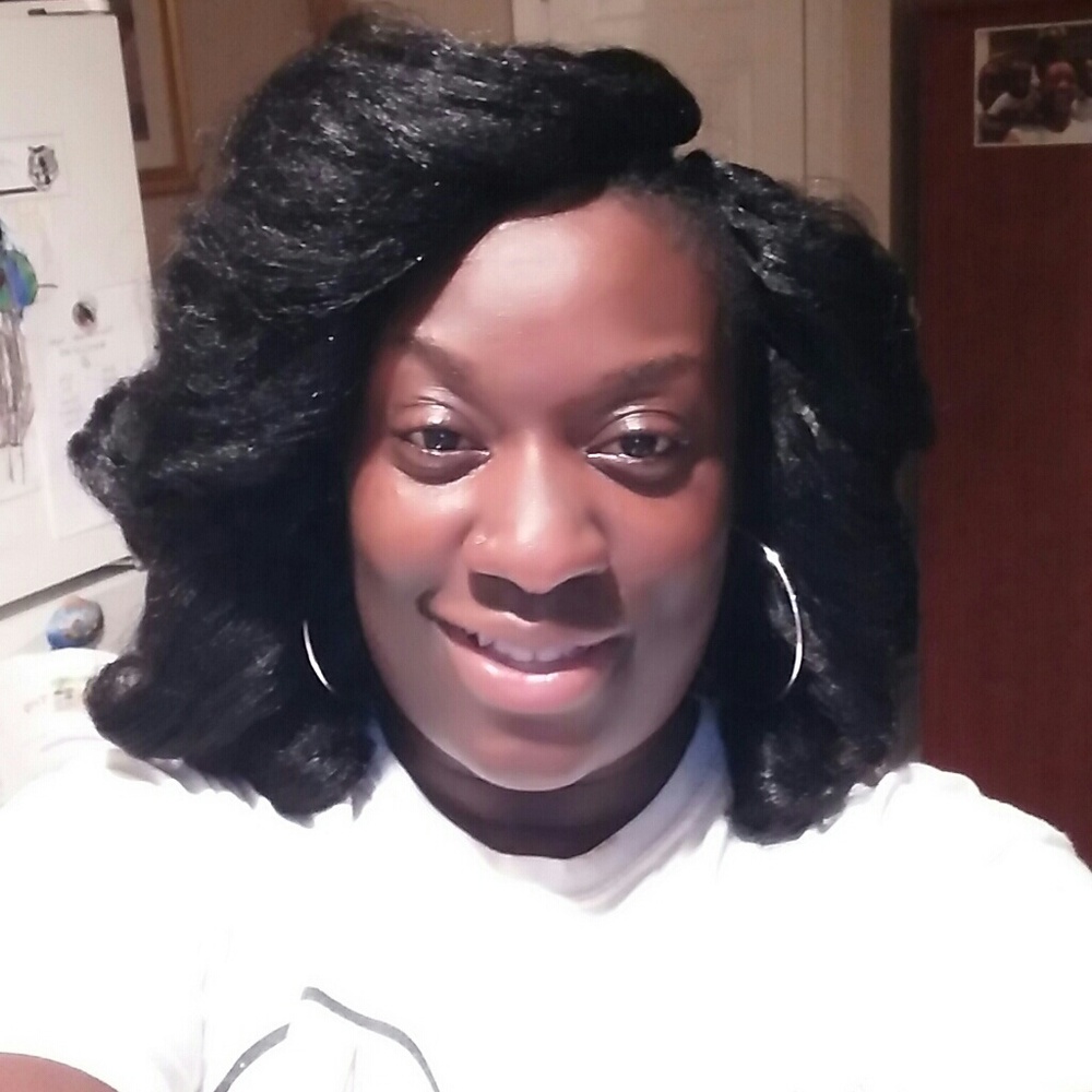 Meet your Posher, Samelya