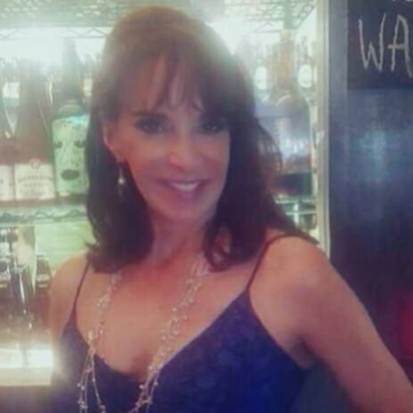 Meet your Posher, Karen - Picture 1 of 1