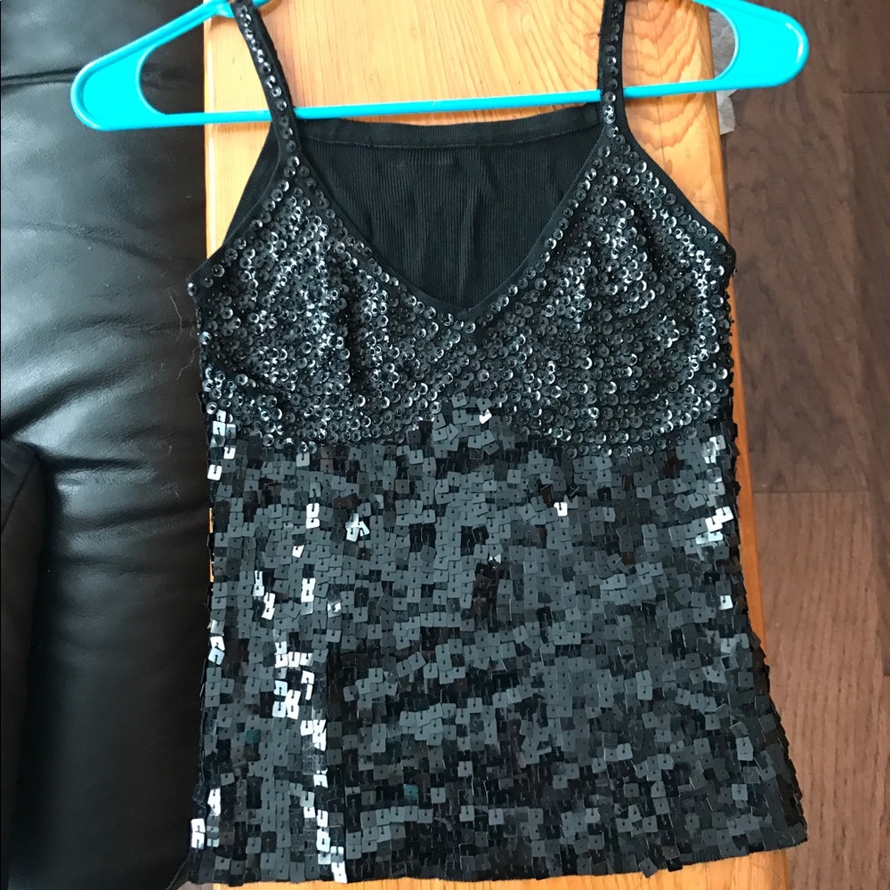 Sequined Tank - Picture 2 of 3
