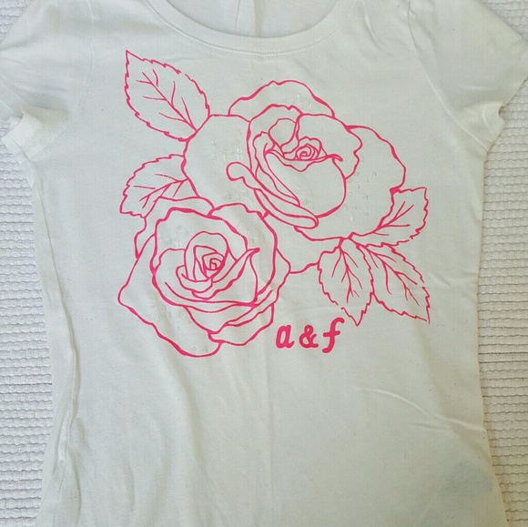 Girls Abercrombie t-shirt - Picture 3 of 3