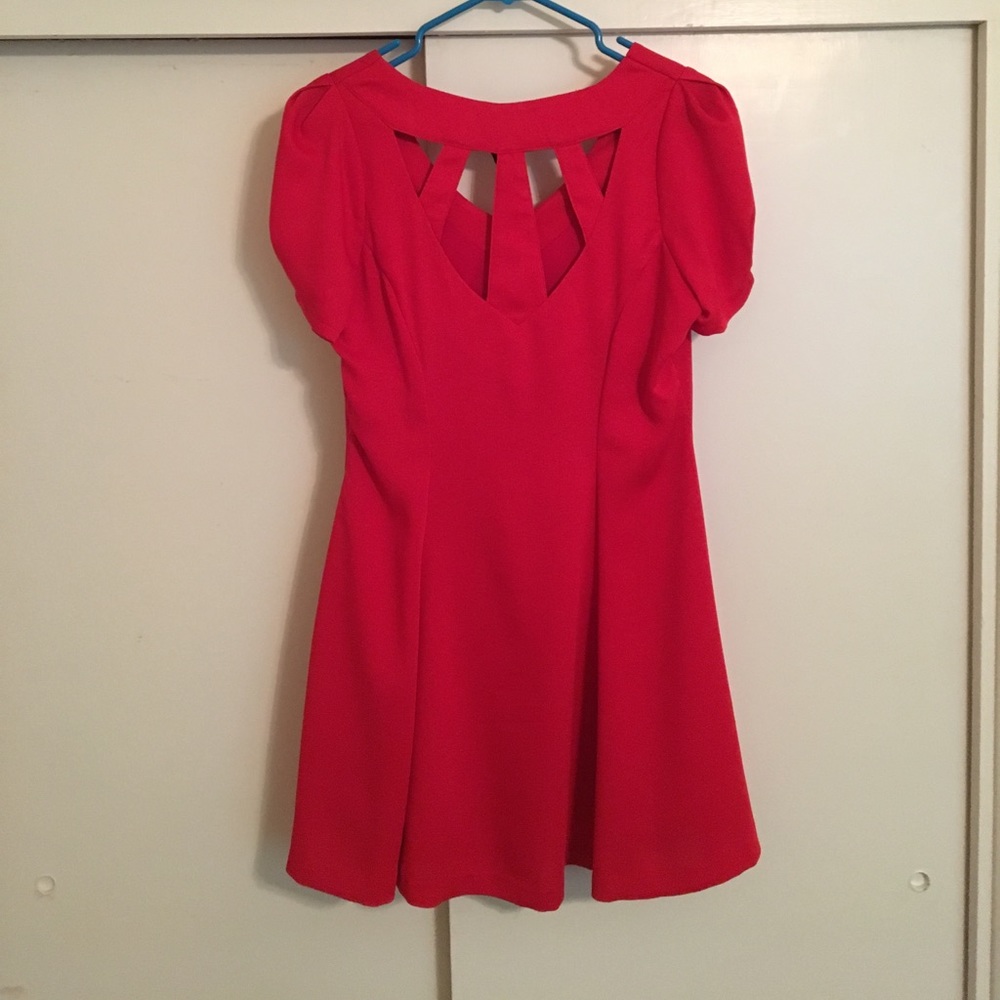 Dress - Picture 2 of 2