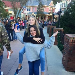 Meet your Posher, Hanna