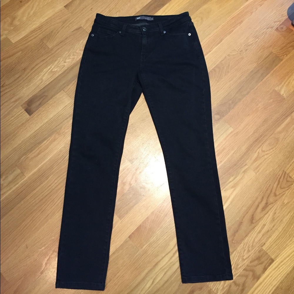 Levi's black skinny curvy jeans