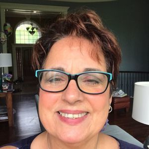 Meet your Posher, Deborah