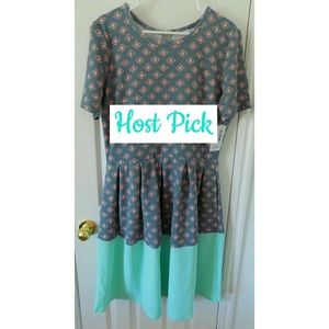 HP! NWT LuLaRoe Amelia Dress UNICORN