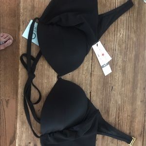 Black 36D bikini top