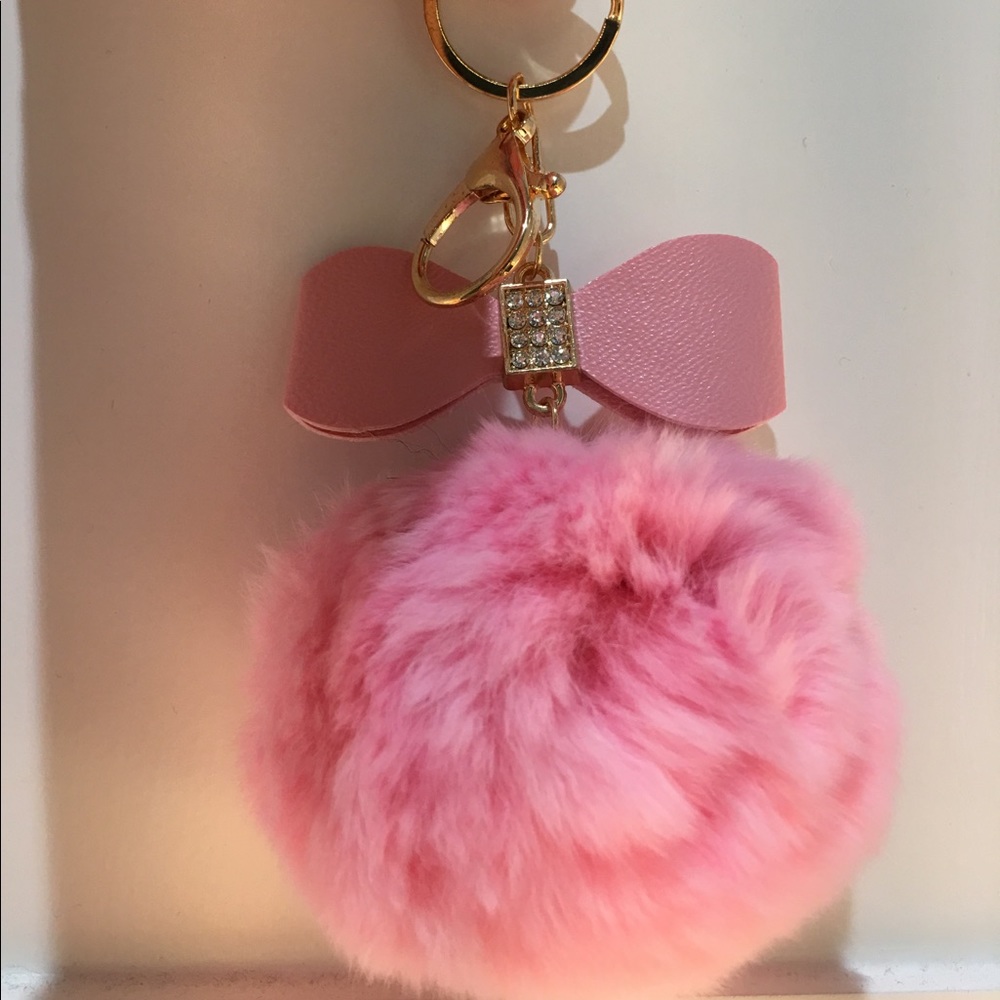 Fun Fur Keychains - Picture 5 of 5