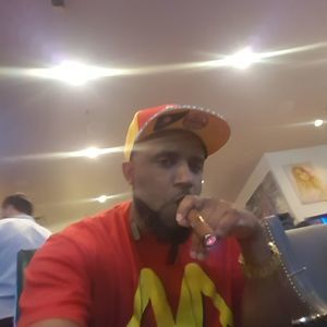 Meet your Posher, Aaron