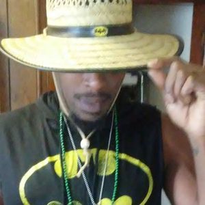 Meet your Posher, Barry