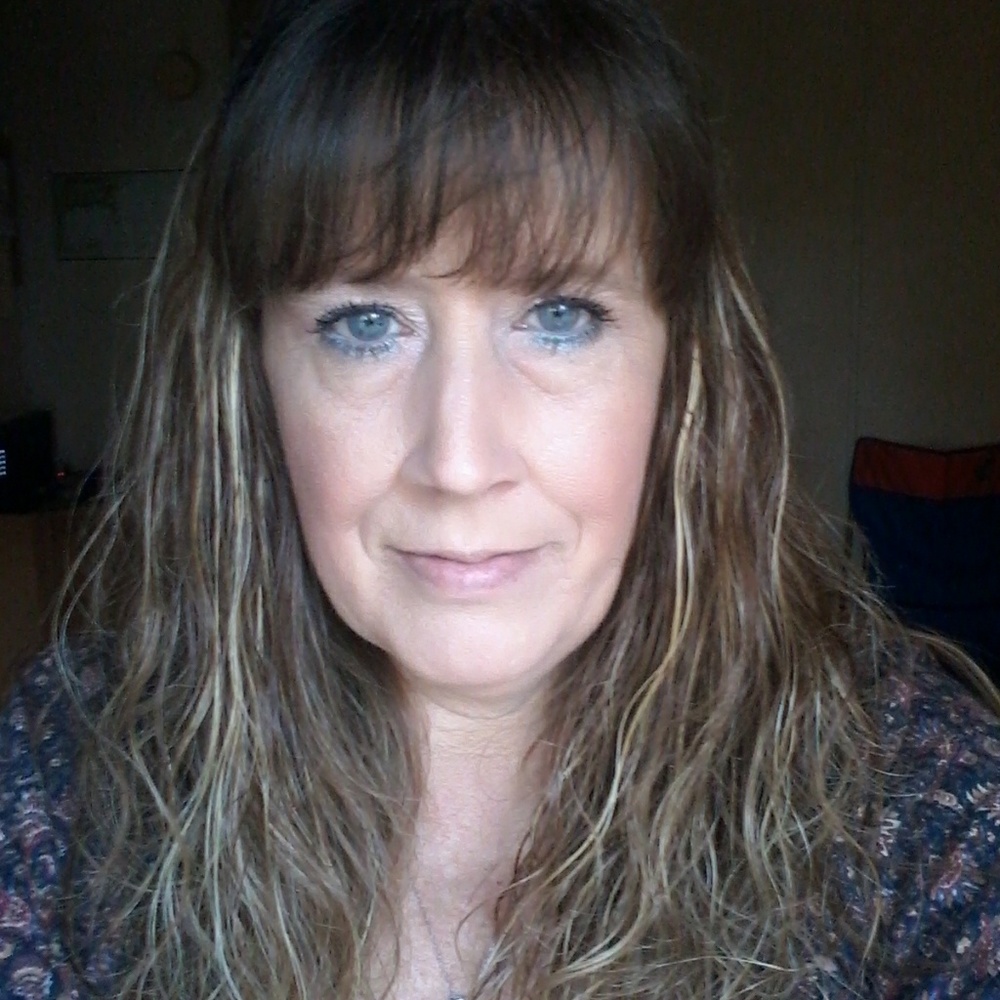Meet your Posher, Connie