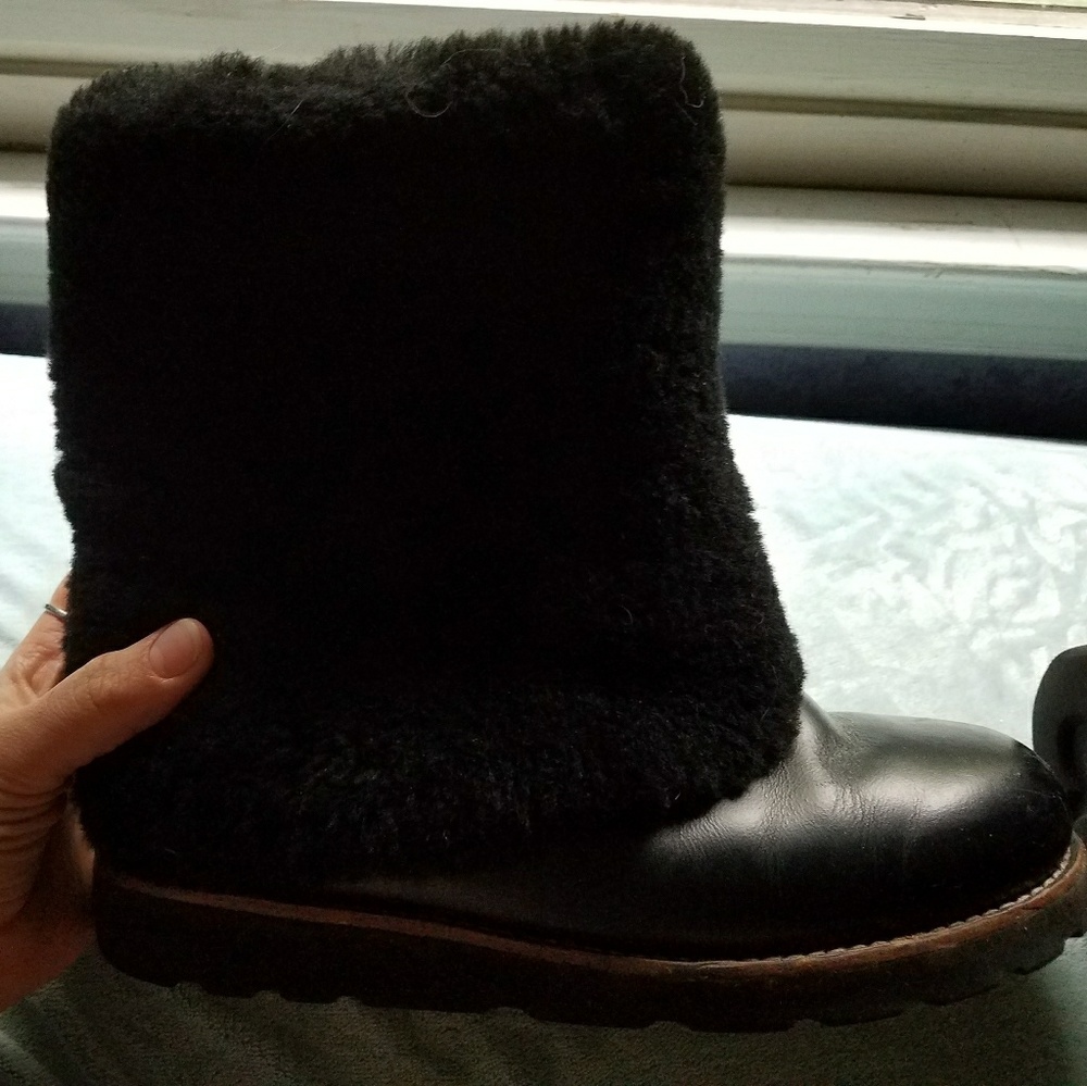 Black fur leather UGG boots
