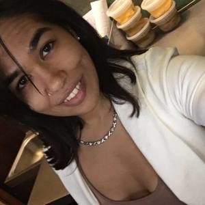 Meet your Posher, Angela