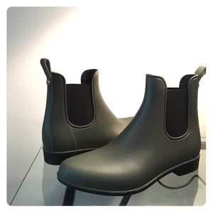 Sam Edelman Tinsley Rain Boot Booties. Never worn!
