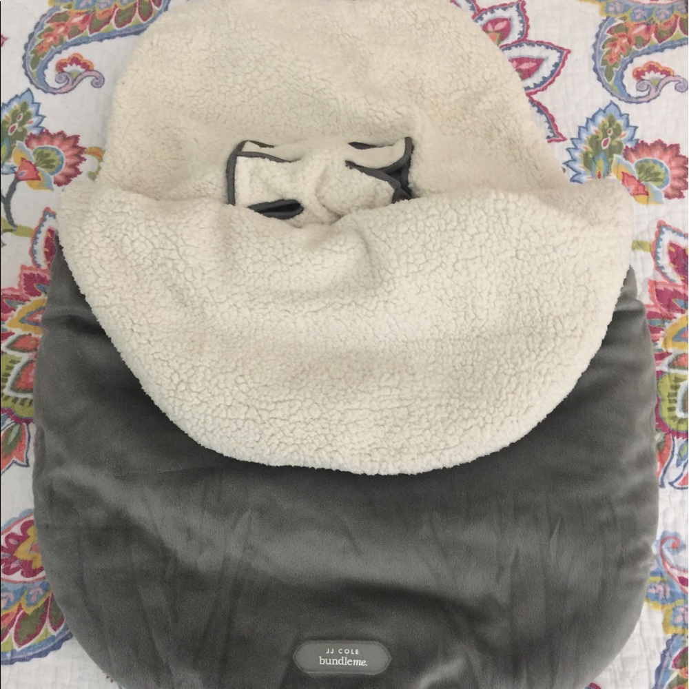JJ Cole Bundle Me