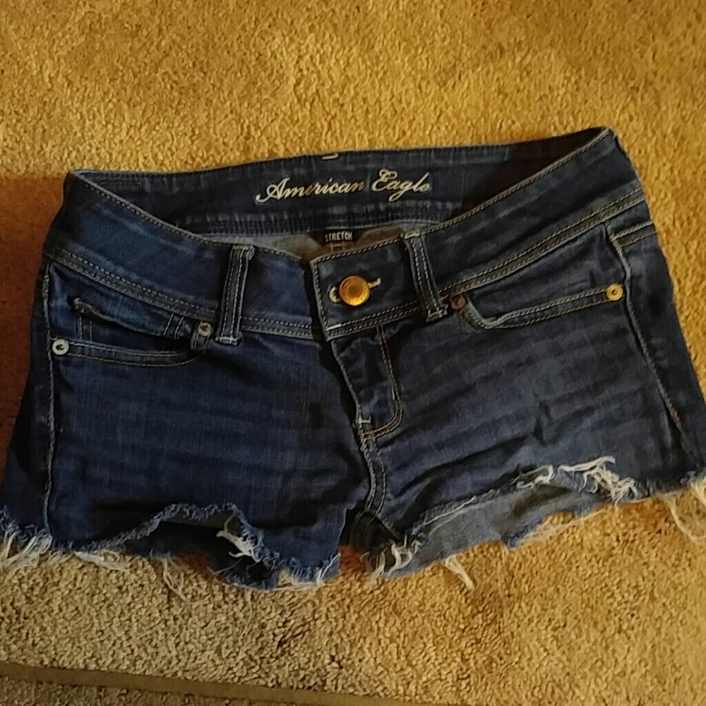 Woman's American eagle short shorts