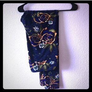 LuLaRoe Beauty and the Beast TC leggings